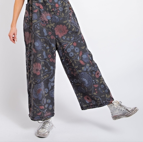 NWT Easel Black Denim Floral Boho Wide Leg Overall Jumpsuit - Picture 6 of 6